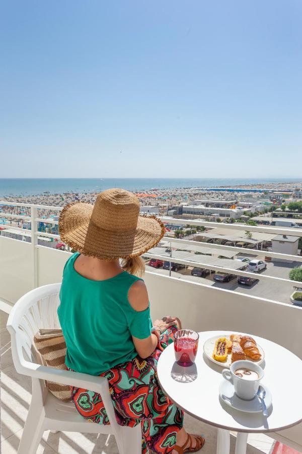 Hotel Vela D'Oro Rimini Esterno foto